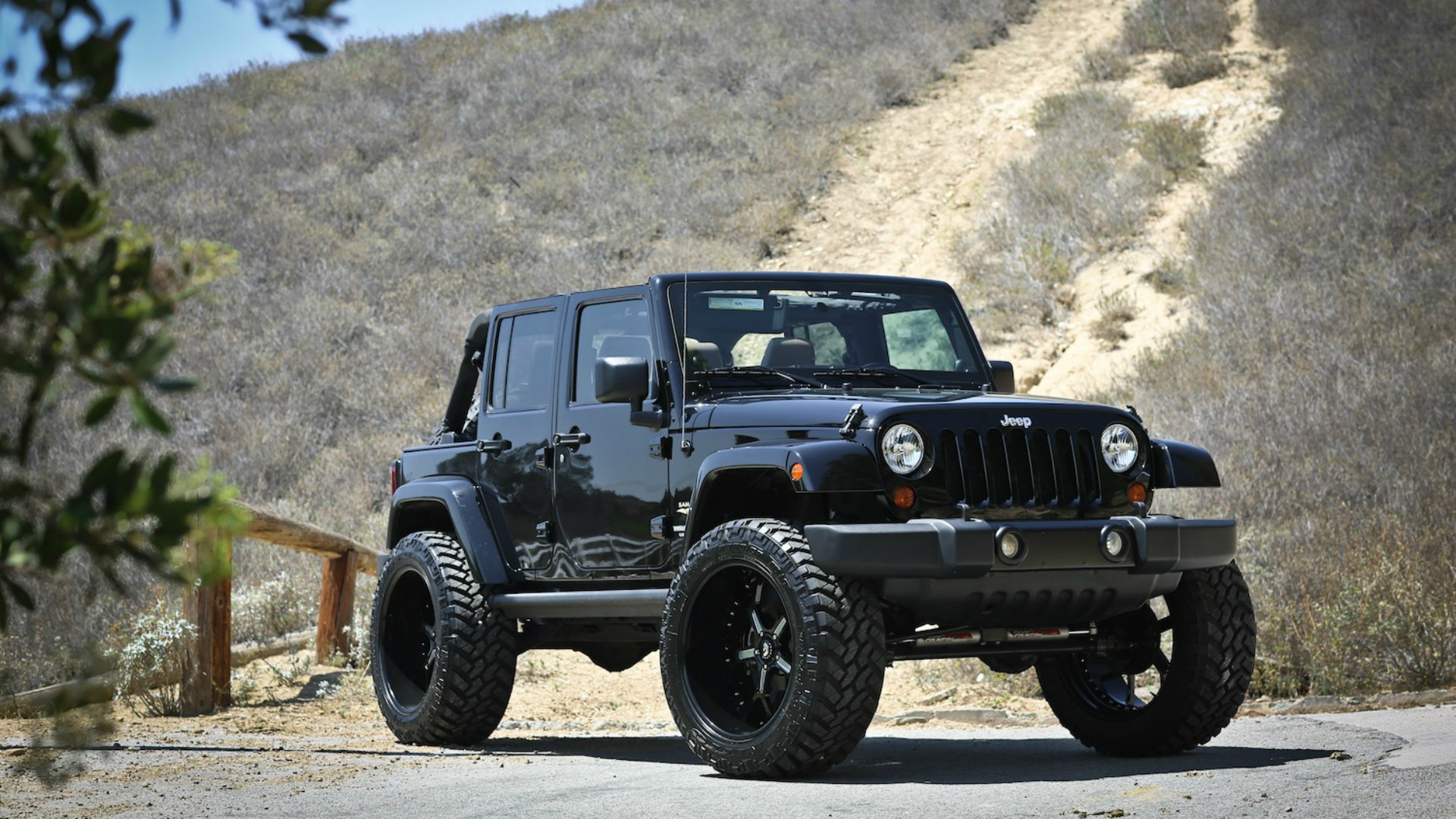 Jeep Wrangler черный