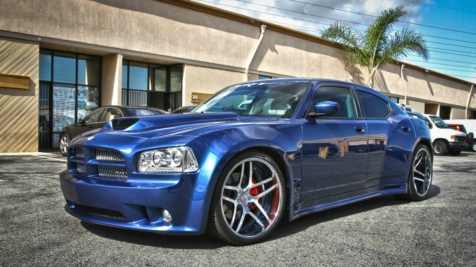 РўСЋРЅРёРЅРіРѕРІС‹Р№ dodge Charger srt8