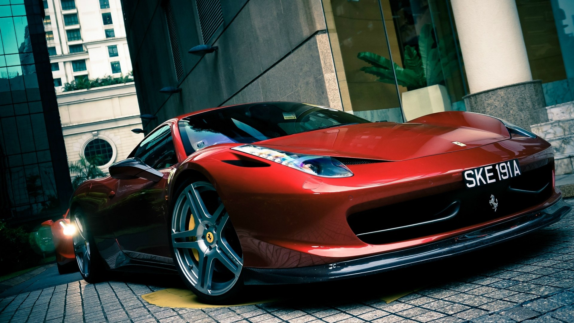 Ferrari 458 Italia спереди