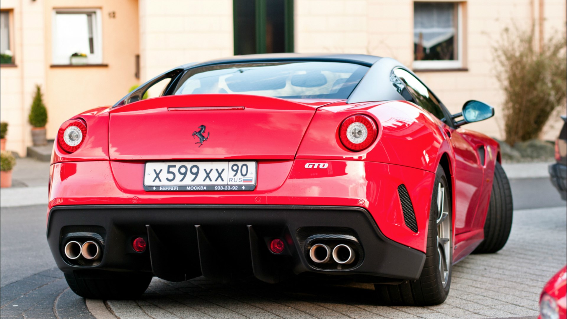 Ferrari 599 GTO красная