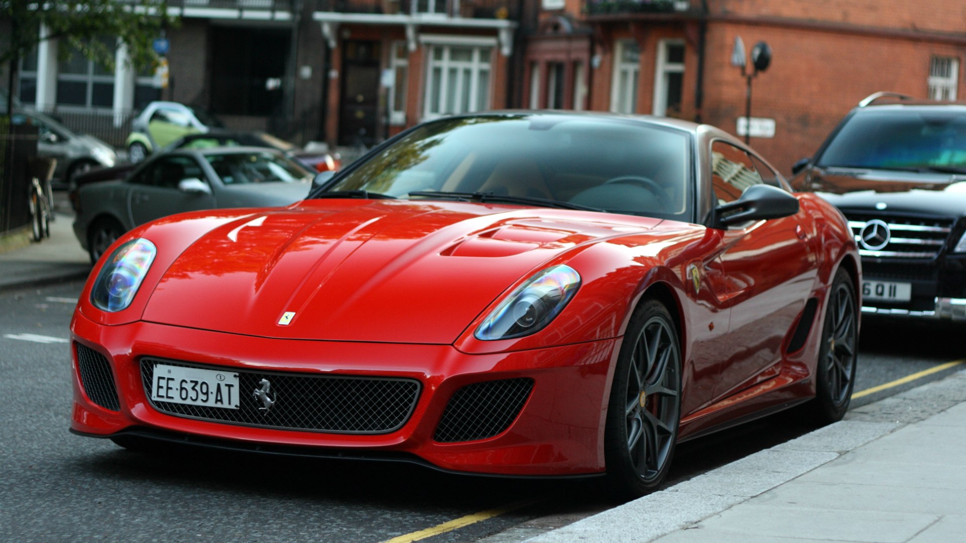 Ferrari 599 GTO красная