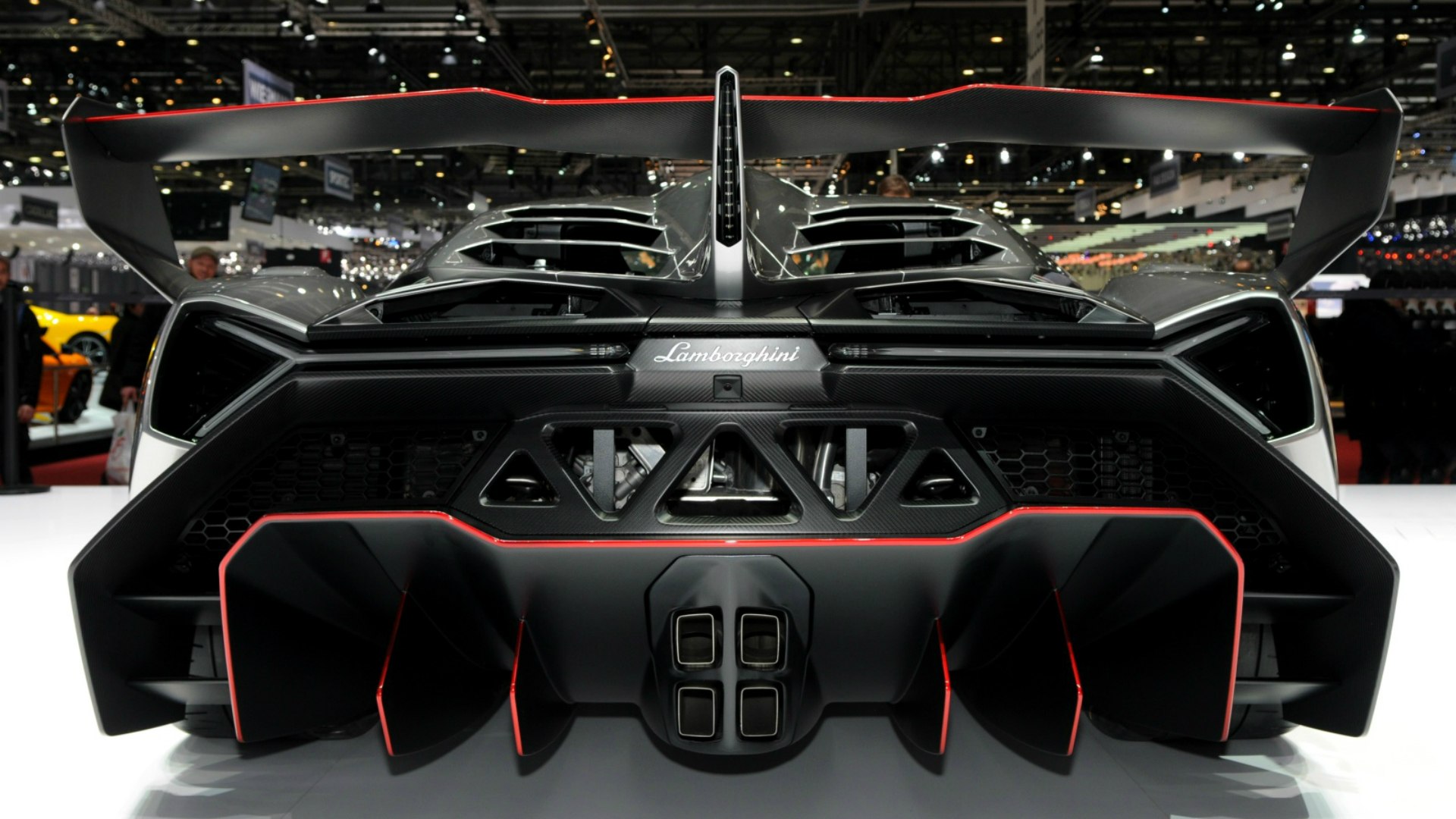 Автомобили Lamborghini Veneno