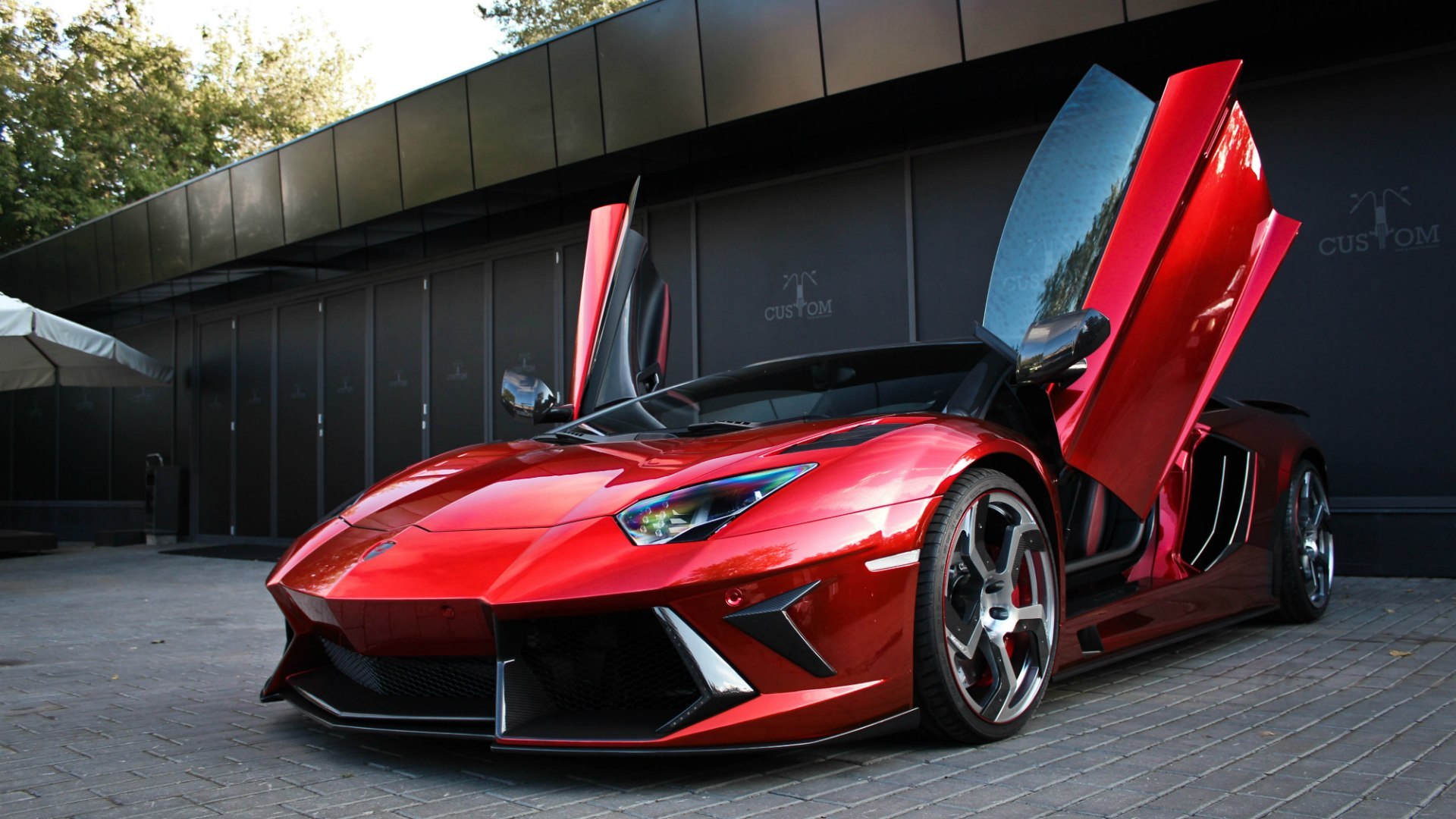 Lamborghini Aventador lp700 красный