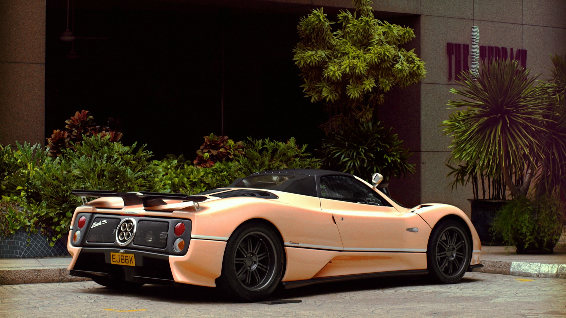 Pagani Zonda c12 Trunk