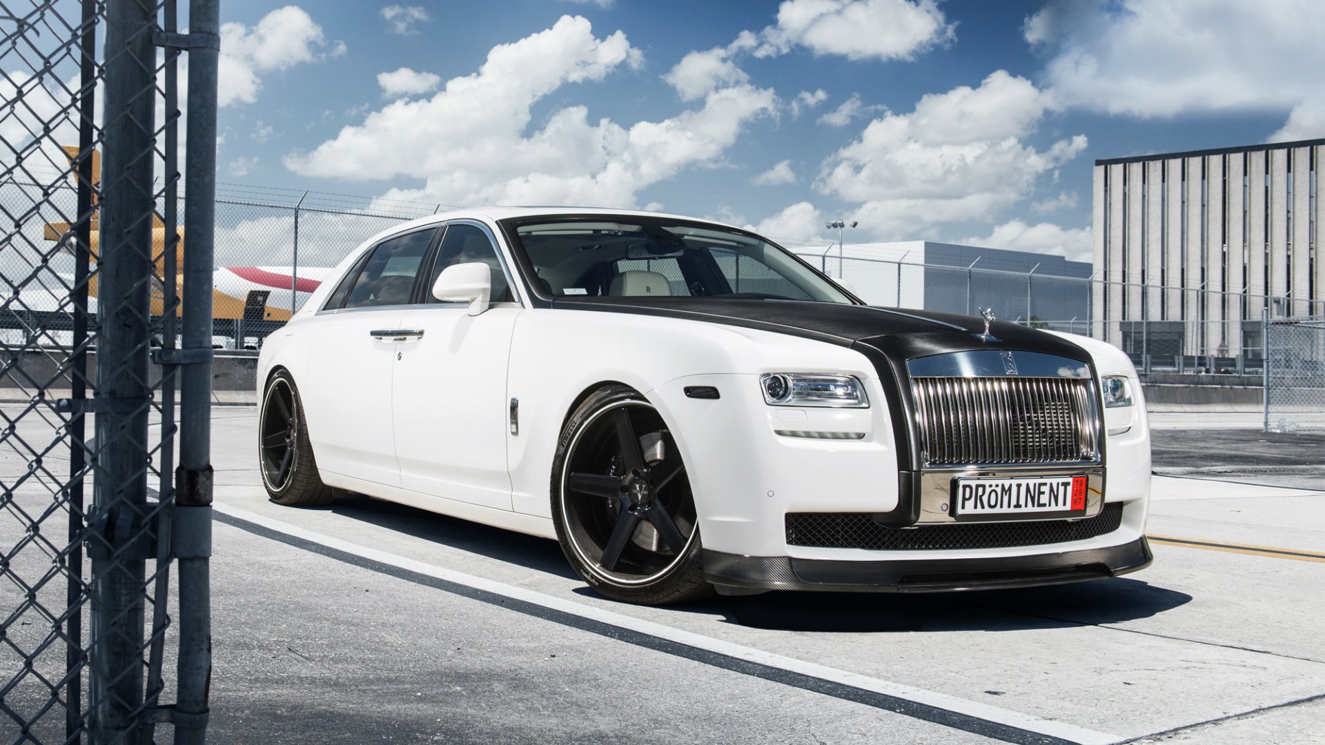 rolls royce ghost 2011