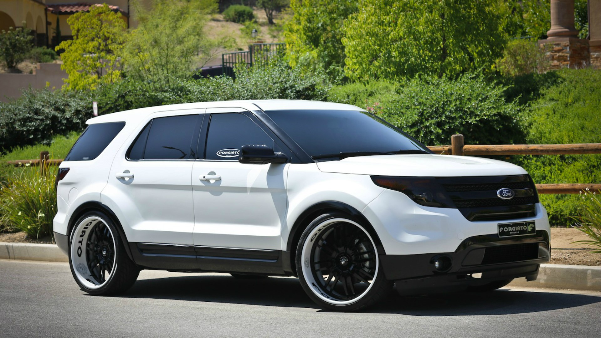 Ford Explorer Sport Black Tuning 2017