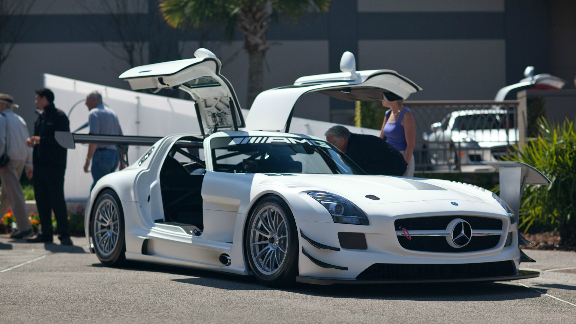 Mercedes Benz SLS AMG gt3 2011