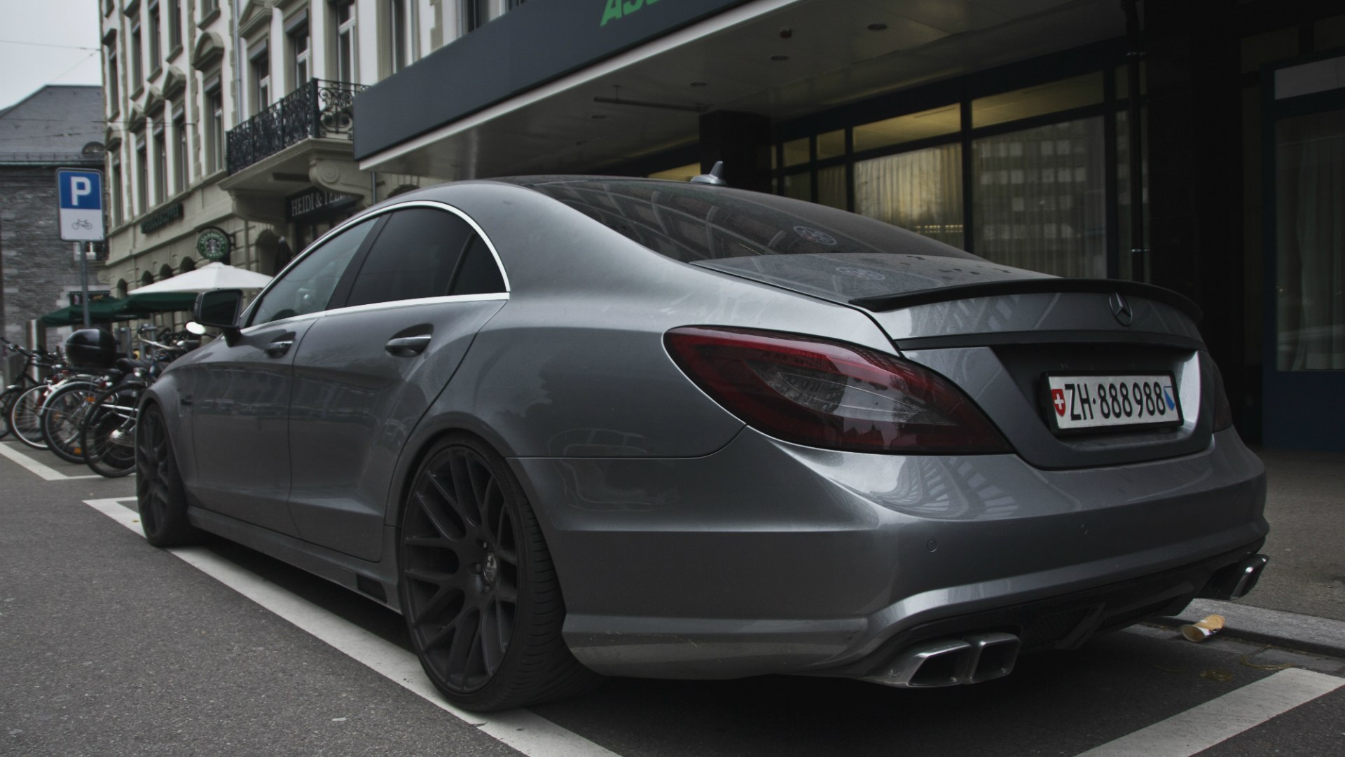 Mercedes CLS 63 AMG черный