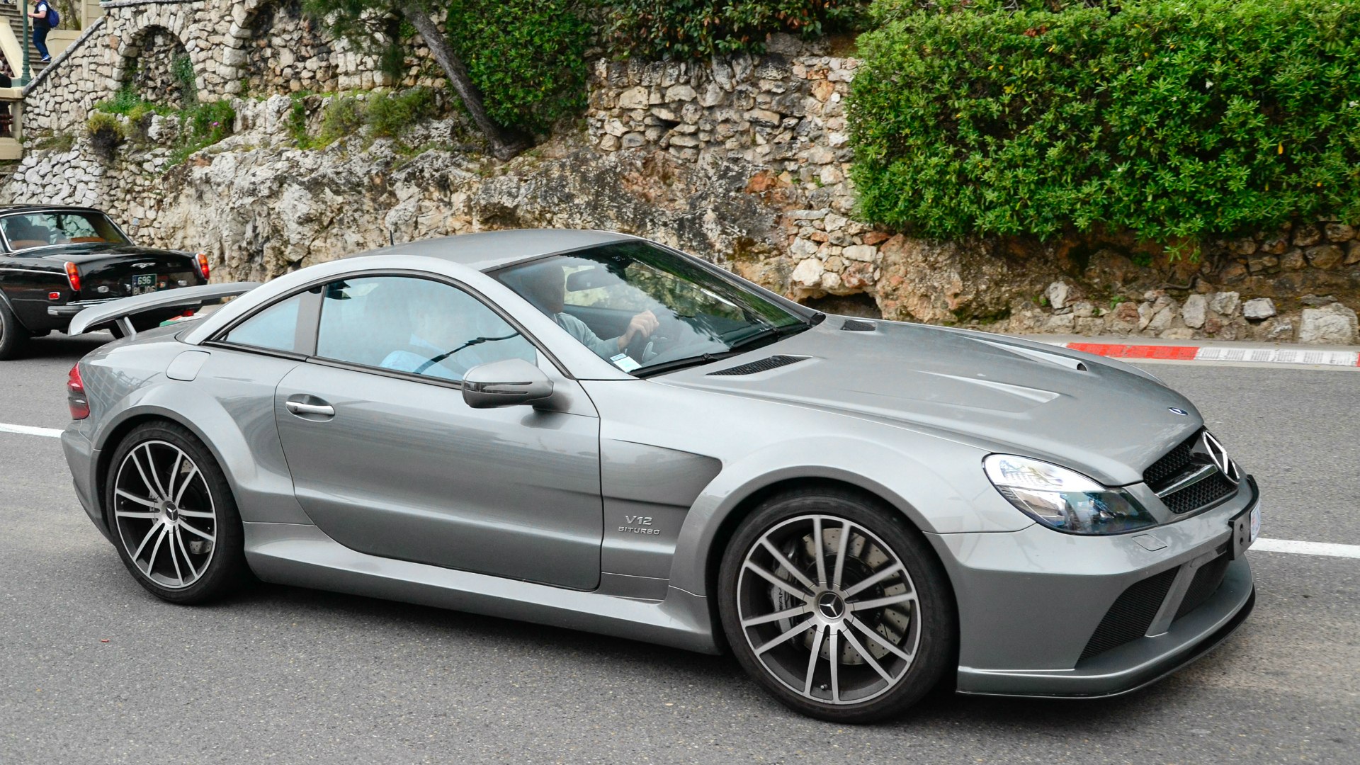 White sl65 AMG