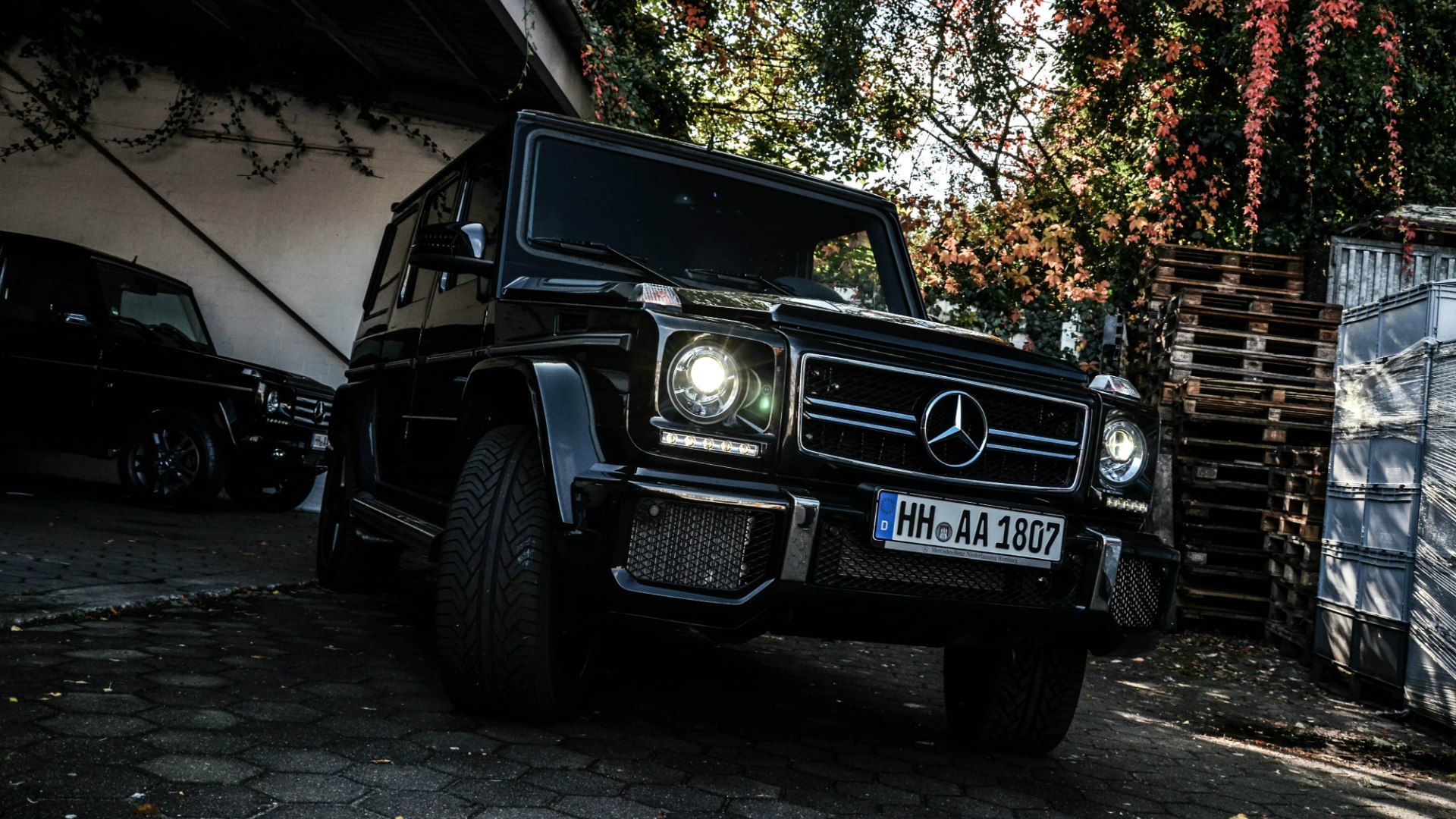 G63 обои на айфон