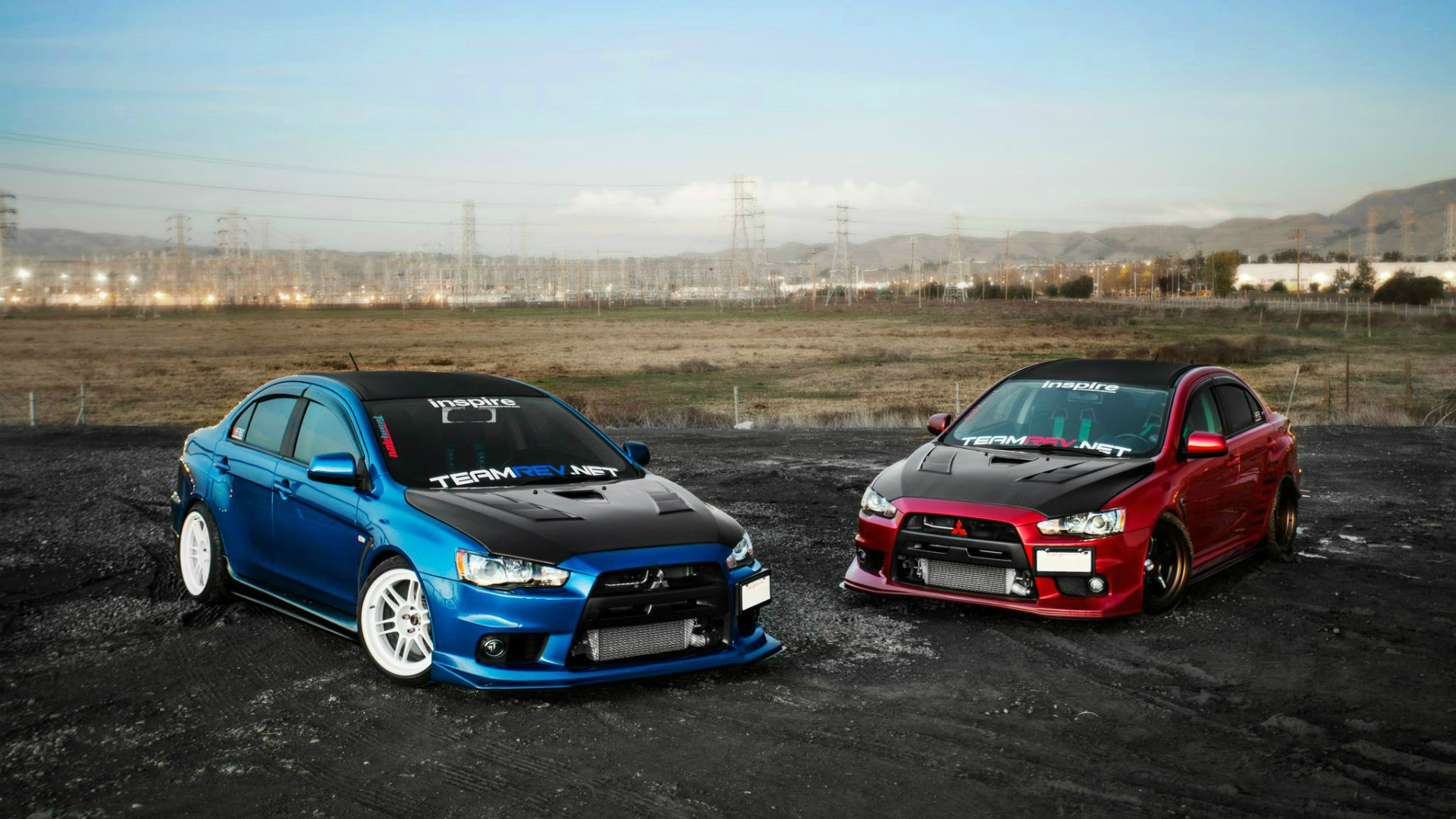 Mitsubishi Lancer Evolution 10 синий