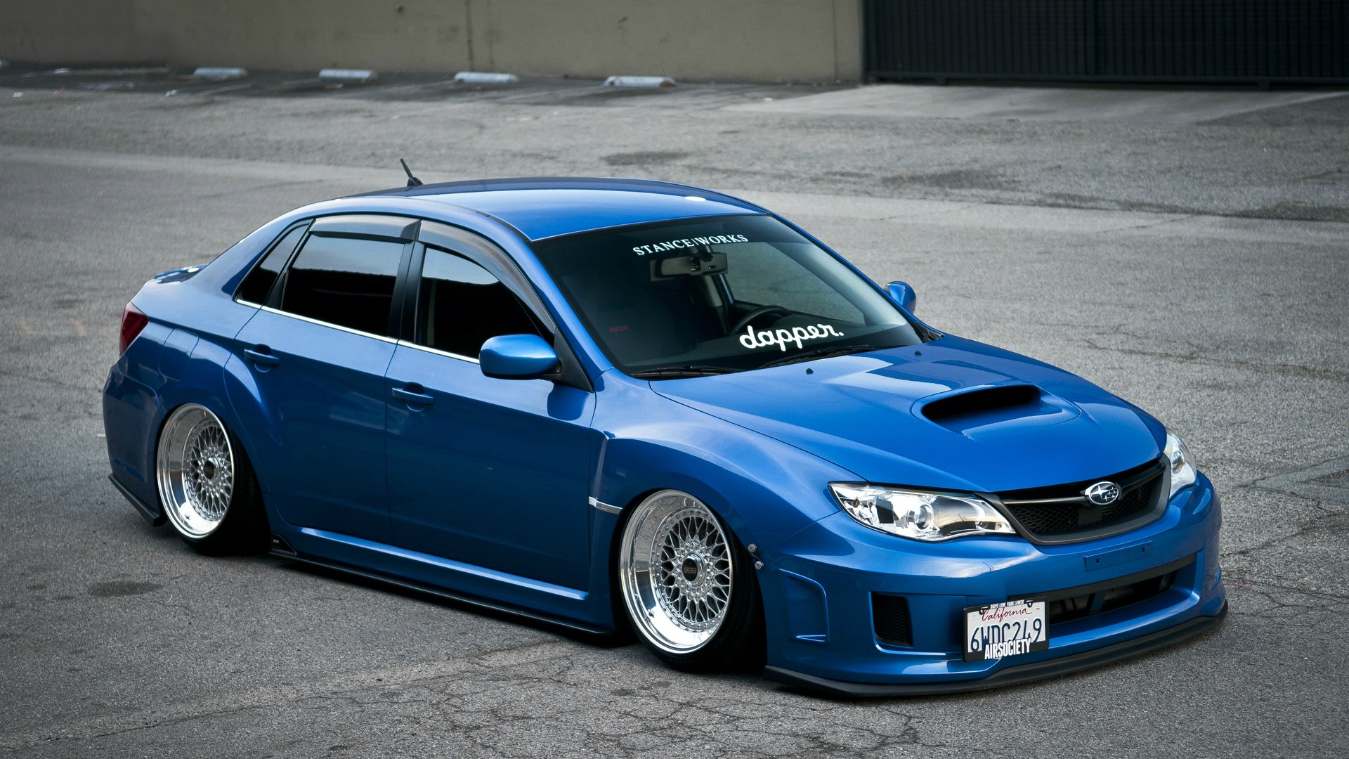 Автомобили Subaru Impreza WRX.