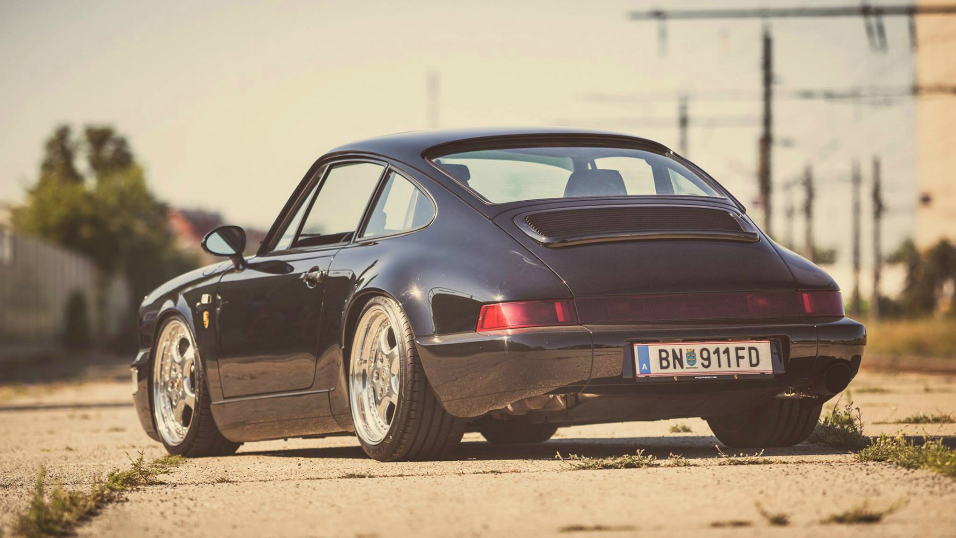 Porsche 911 autumn