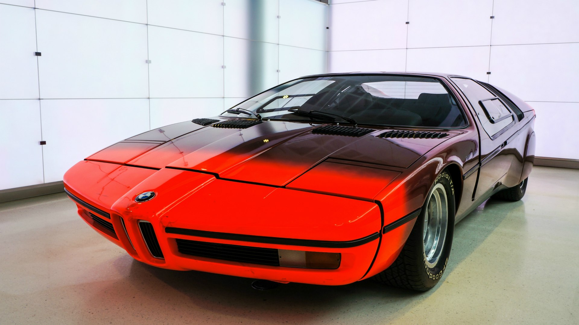 Bmw m1 обои