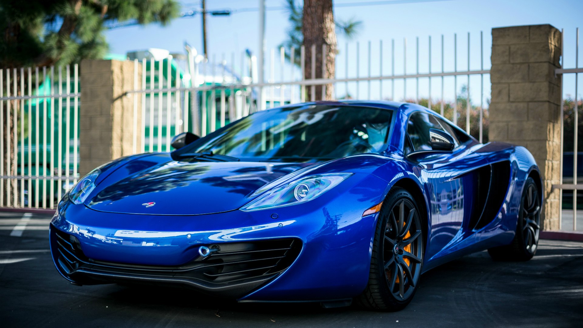 MCLAREN mp4 12c Blue