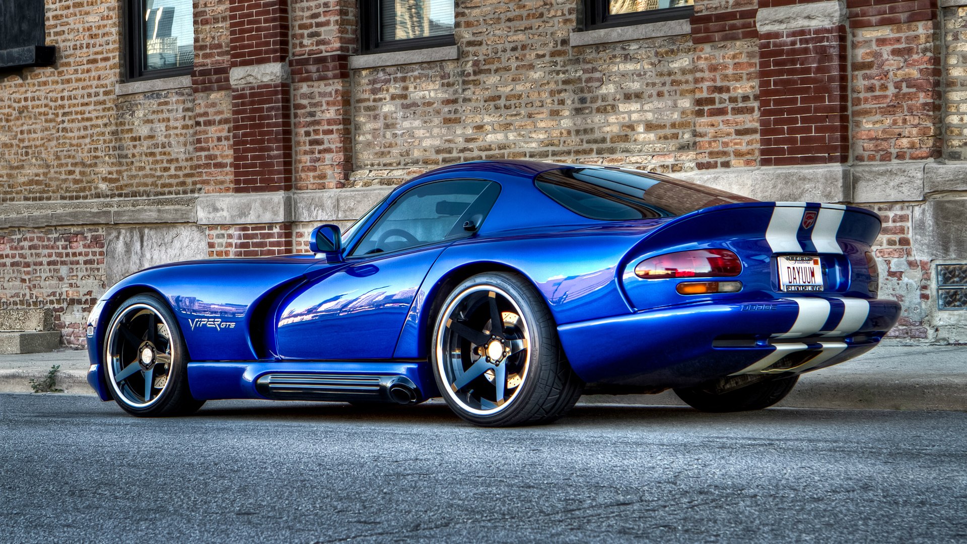 Dodge Viper v8 черная