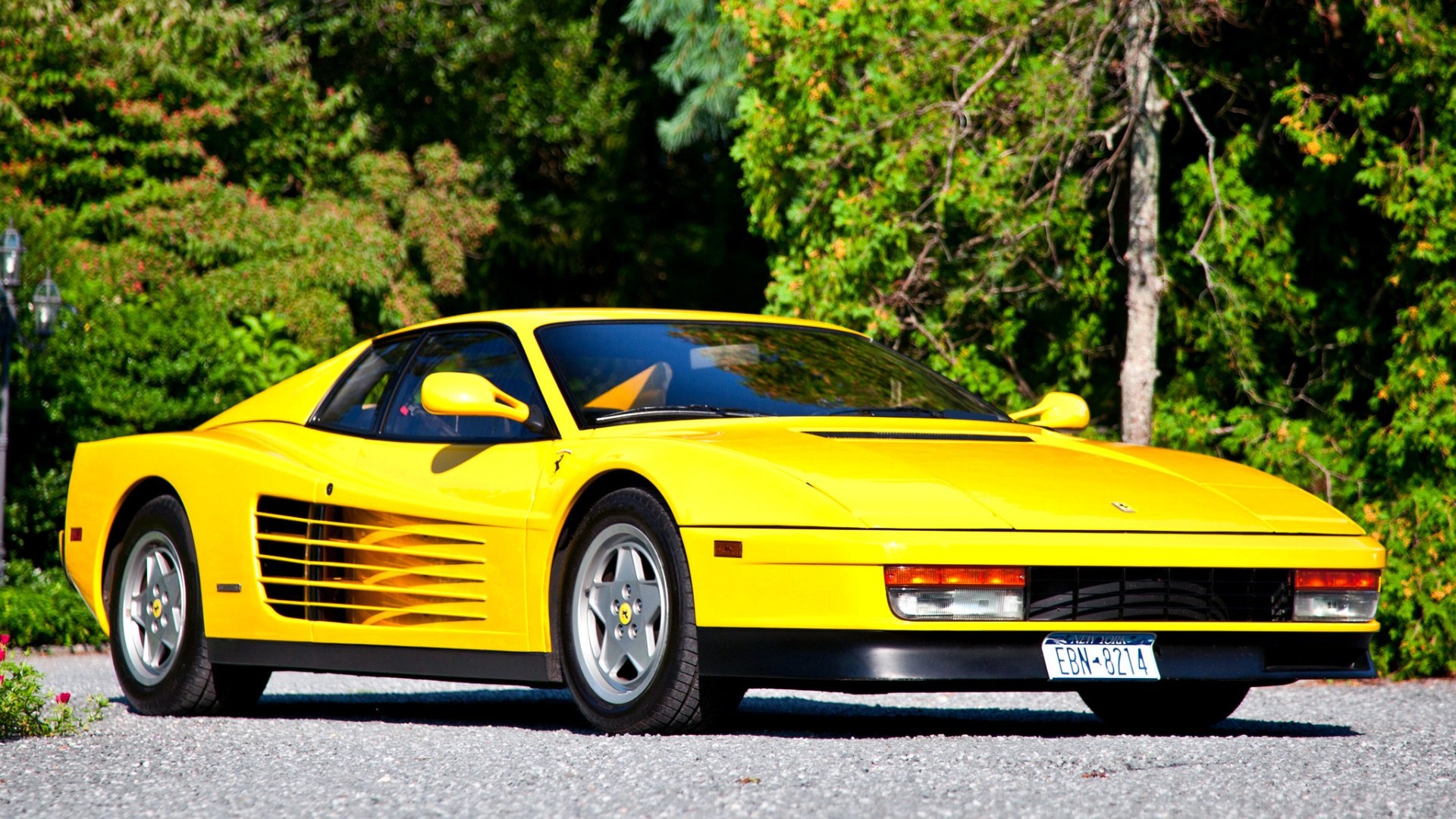 Ferrari f512m желтая