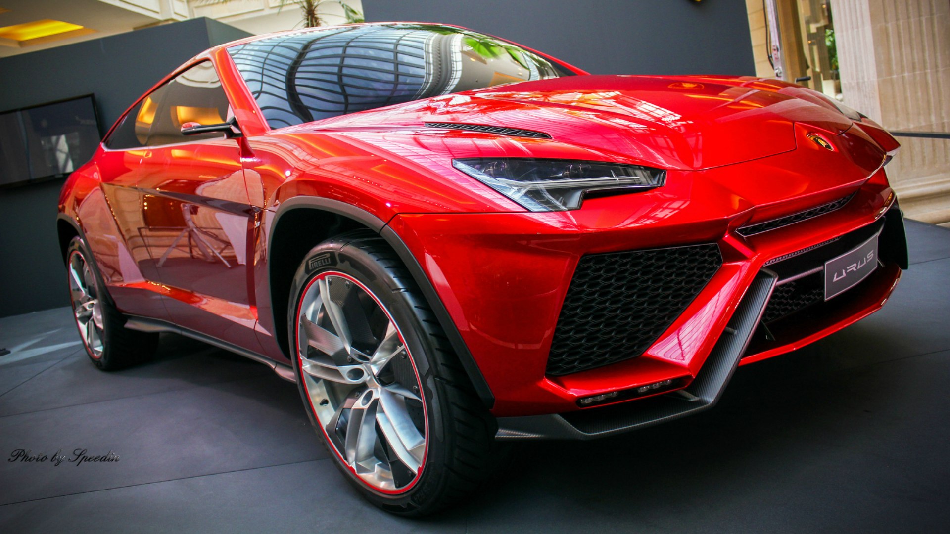 Lamborghini Urus фара