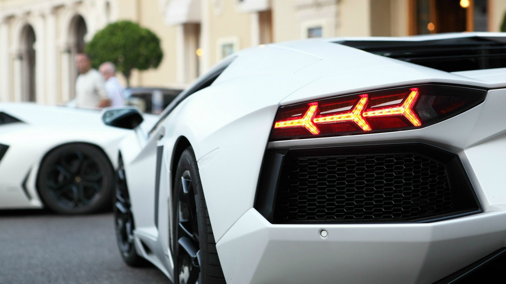 Lambo Aventador lp700 белая