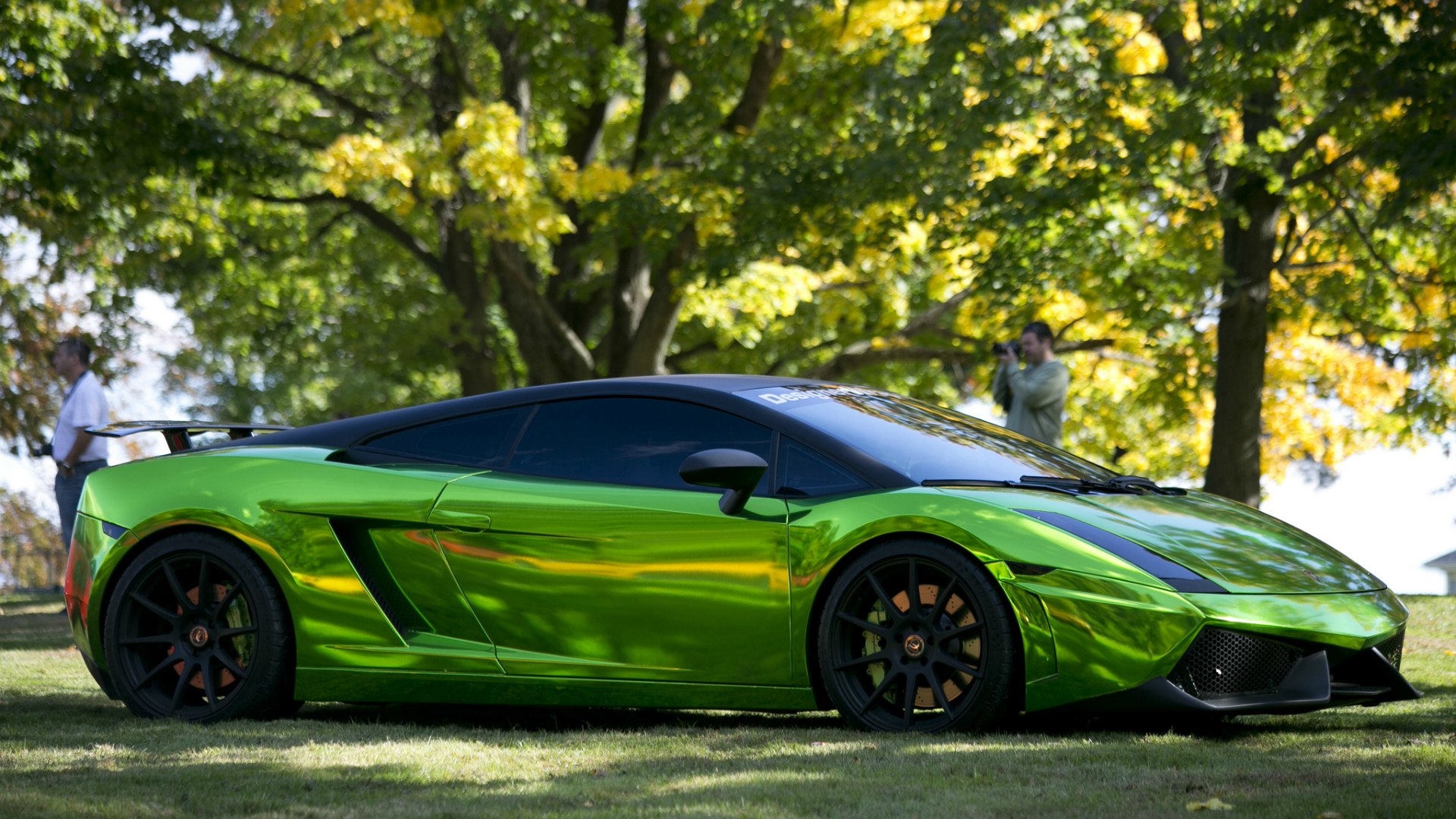 Lamborghini Aventador Green