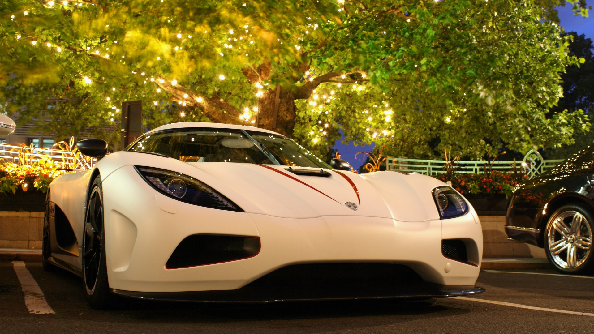 Koenigsegg Agera r обои белая