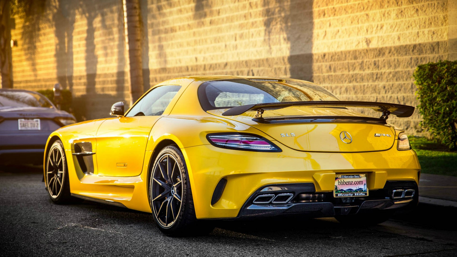 Mercedes Benz SLS AMG Sport черный