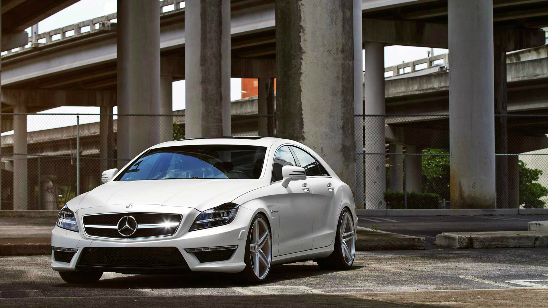 Mercedes CLS 63 AMG 1920 1080