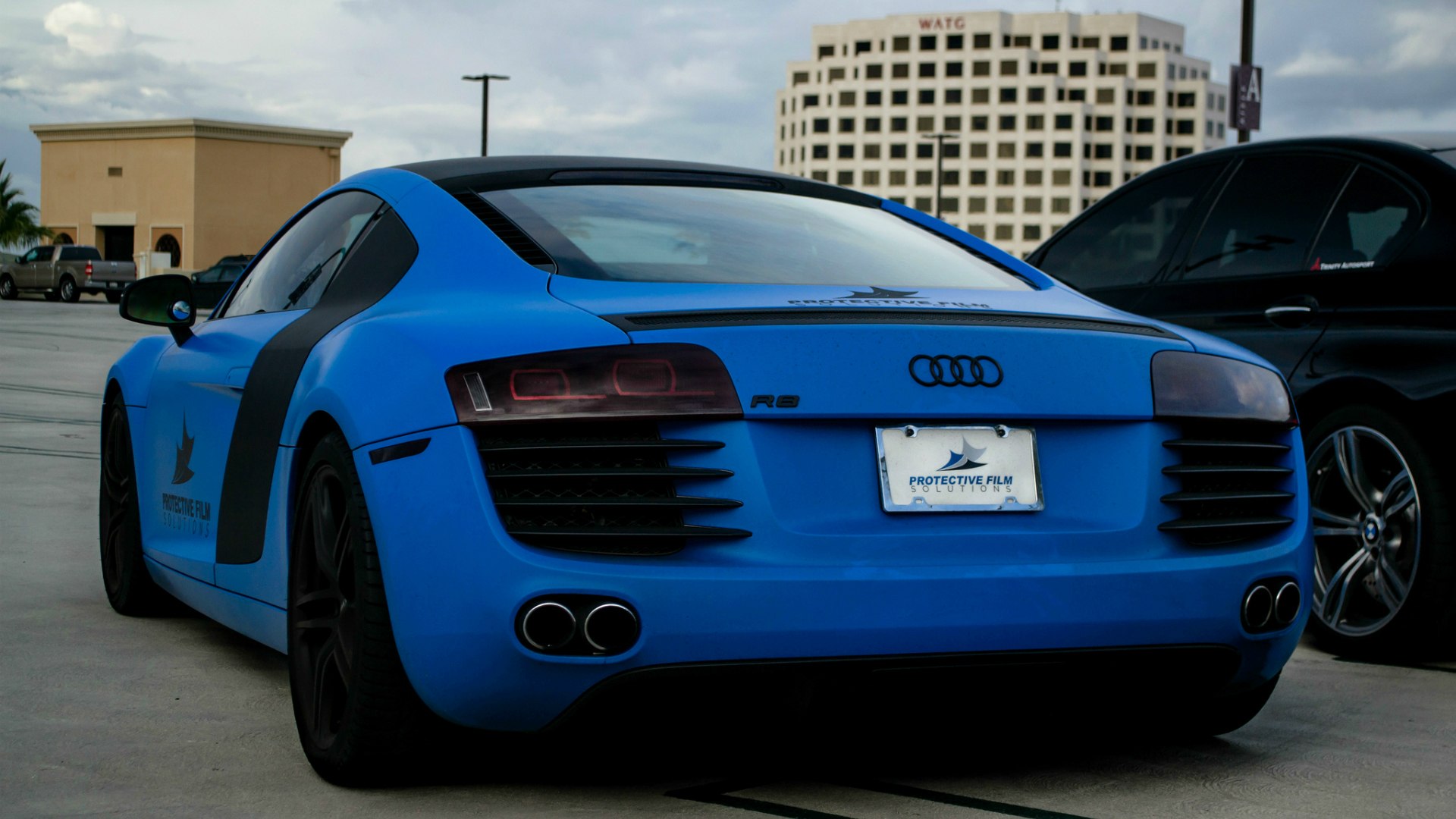 R8 5 2 Audi Blue 2013