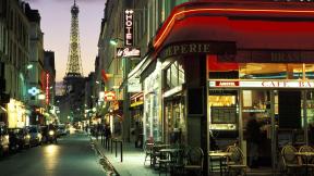 Эйфелева башня, Париж, Франция, вечерний город, кафе