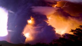 вулкан, облака, молния